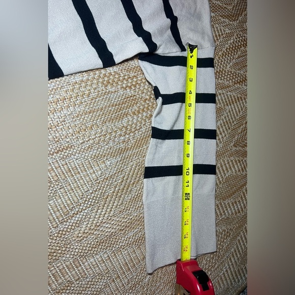 Aaeda Women's Striped Turtleneck Pullover Sweater,Beige and Black,Size L - Picture 5 of 8